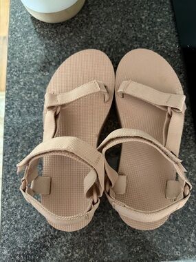 Teva Women's Nude/Tan Adjustable Strap Sandals